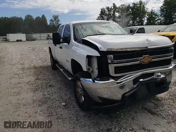 ✅ 2012 Chevrolet Silverado 2500HD LT • VIN: 1GC1KXC87CF102955 • Lot: 66615005. Wystawiony na Copart z przebiegiem 217 320 mil. Bezpłatny archiwum sprzedaży aukcyjnych z USA i szczegółowy raport historii pojazdu na DreamBid. Zdjęcie 14.