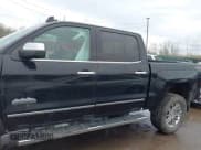 ✅ 2015 Chevrolet Silverado 1500 High Country • VIN: 3GCUKTEJ3FG487021 • Лот: 41888034. Опубликован ранее на IAAI с пробегом 251 406 миль. Бесплатный доступ к архиву аукционных продаж из США и подробный отчёт об истории автомобиля на DreamBid. Изображение 14.
