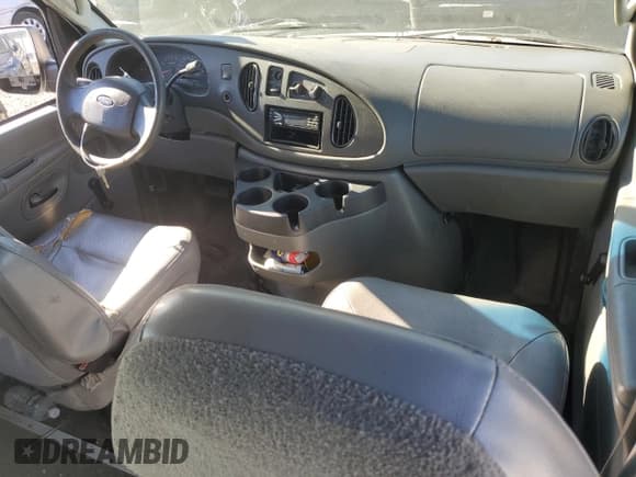 ✅ 2006 Ford Econoline Cargo Super • VIN: 1FTNS24L16HA04102 • Лот: 80125804. Опубликован ранее на Copart с пробегом Не указан. Бесплатный доступ к архиву аукционных продаж из США и подробный отчёт об истории автомобиля на DreamBid. Изображение 8.