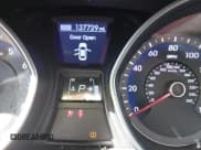 ✅ 2013 Hyundai Elantra • VIN: KMHD35LEXDU021381 • Lot: 43511559. Listed on IAAI with 137,729 mi. Free auction sales archive from the USA and detailed vehicle history report at DreamBid. Image 16.