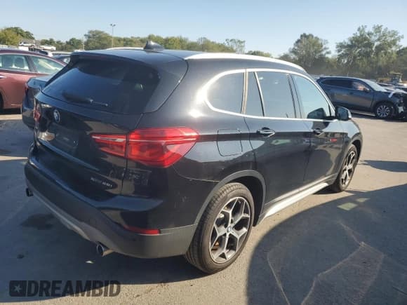 ✅ 2019 BMW X1 xDrive28i • VIN: WBXHT3C59K5L36452 • Лот: 72072505. Опубликован ранее на Copart с пробегом 81 791 миль. Бесплатный доступ к архиву аукционных продаж из США и подробный отчёт об истории автомобиля на DreamBid. Изображение 3.