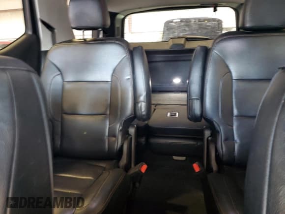 ✅ 2019 Chevrolet Traverse LT Cloth • VIN: 1GNEVGKWXKJ297932 • Lot: 86824545. Wystawiony na Copart z przebiegiem 67 367 mil. Bezpłatny archiwum sprzedaży aukcyjnych z USA i szczegółowy raport historii pojazdu na DreamBid. Zdjęcie 10.