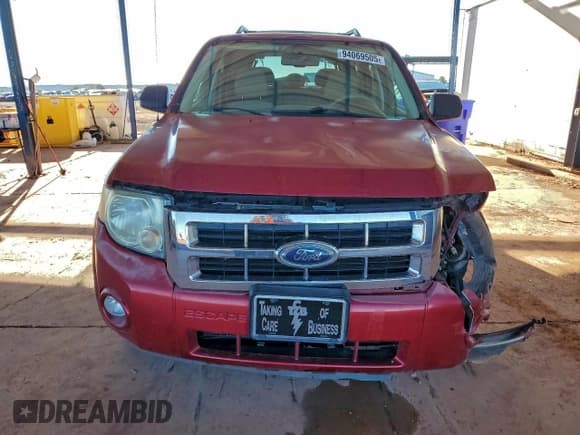 ✅ 2008 Ford Escape XLT • VIN: 1FMCU93188KB84139 • Lot: 94069505. Listed on Copart with 132,981 mi. Free auction sales archive from the USA and detailed vehicle history report at DreamBid. Image 5.