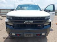 ✅ 2019 Chevrolet Silverado 1500 LT Trail Boss • VIN: 3GCPYFED3KG123716 • Lot: 42710140. Wystawiony na IAAI z przebiegiem 118 170 mil. Bezpłatny archiwum sprzedaży aukcyjnych z USA i szczegółowy raport historii pojazdu na DreamBid. Zdjęcie 6.