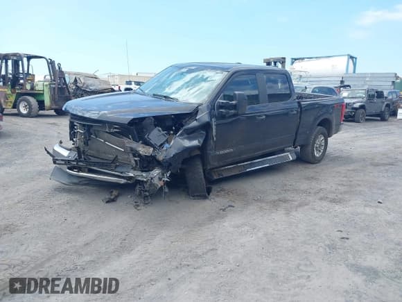 ✅ 2021 Ford F-250 XL • VIN: 1FT7W2BT1MEC19901 • Lot: 43163886. Listed on IAAI with Not provided. Free auction sales archive from the USA and detailed vehicle history report at DreamBid. Image 2.