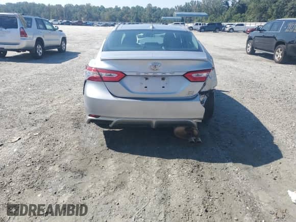 2020 Toyota Camry SE with VIN 4T1G11BK0LU012075, listed as a Copart auction lot 80863605 with 119,754 mi miles and Salvage title. Bid and sale history available at DreamBid. Image 6.