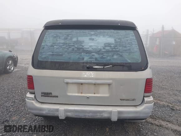 ✅ 1992 Plymouth Voyager • VIN: 2P4GH2537NR728610 • Lot: 42882486. Listed on IAAI with 164,488 mi. Free auction sales archive from the USA and detailed vehicle history report at DreamBid. Image 17.