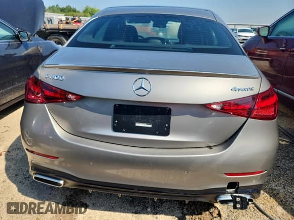 ✅ 2024 Mercedes-Benz C 300 • VIN: W1KAF4HB0RR185990 • Lot: 68674795. Wystawiony na Copart z przebiegiem Nie podano. Bezpłatny archiwum sprzedaży aukcyjnych z USA i szczegółowy raport historii pojazdu na DreamBid. Zdjęcie 6.