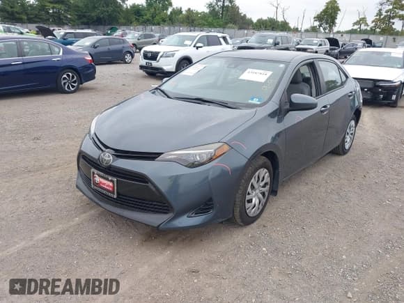 ✅ 2018 Toyota Corolla LE • VIN: 2T1BURHE3JC063828 • Лот: 43187818. Опубликован ранее на IAAI с пробегом 51 024 миль. Бесплатный доступ к архиву аукционных продаж из США и подробный отчёт об истории автомобиля на DreamBid. Изображение 21.