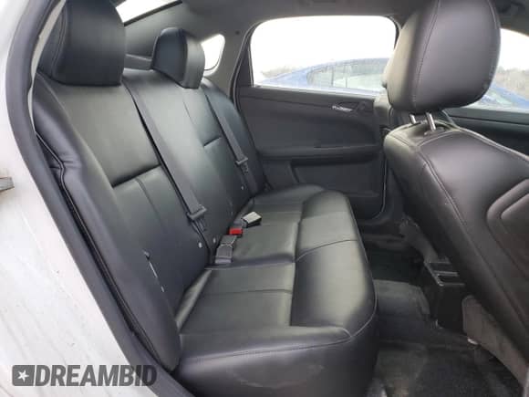 2014 Chevrolet Impala Police Police z VIN 2G1WD5E3XE1162138, wystawiony jako Copart lot #42034665 z przebiegiem 70 173 mil mil oraz Szkoda całkowita • Salvage title. Historia ofert i sprzedaży dostępna na DreamBid. Obrazek 10.