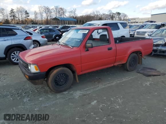 ✅ 1991 Toyota Pickup • VIN: JT4RN81A6M5106072 • Lot: 85388464. Wystawiony na Copart z przebiegiem 182 382 mil. Bezpłatny archiwum sprzedaży aukcyjnych z USA i szczegółowy raport historii pojazdu na DreamBid. Zdjęcie 1.