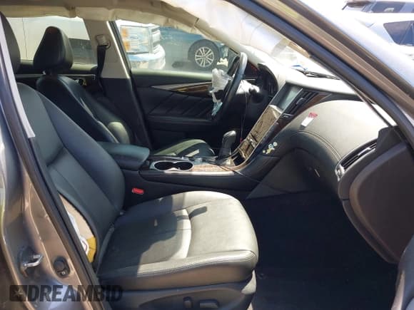 ✅ 2019 Infiniti Q50 Luxe • VIN: JN1EV7AP0KM514389 • Лот: 42082646. Опубликован ранее на IAAI с пробегом 77 339 миль. Бесплатный доступ к архиву аукционных продаж из США и подробный отчёт об истории автомобиля на DreamBid. Изображение 5.