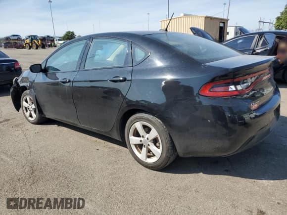 ✅ 2016 Dodge Dart SXT • VIN: 1C3CDFBB1GD629857 • Лот: 71009205. Опубликован ранее на Copart с пробегом 143 282 миль. Бесплатный доступ к архиву аукционных продаж из США и подробный отчёт об истории автомобиля на DreamBid. Изображение 2.