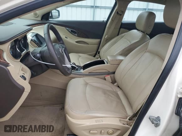 ✅ 2013 Buick LaCrosse Leather • VIN: 1G4GC5ER1DF205495 • Lot: 51127825. Listed on Copart with 160,890 mi. Free auction sales archive from the USA and detailed vehicle history report at DreamBid. Image 7.