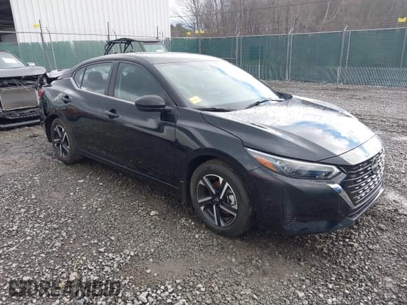 ✅ 2024 Nissan Sentra SV • VIN: 3N1AB8CV1RY255590 • Lot: 40788393. Wystawiony na IAAI z przebiegiem 5 810 mil. Bezpłatny archiwum sprzedaży aukcyjnych z USA i szczegółowy raport historii pojazdu na DreamBid. Zdjęcie 1.