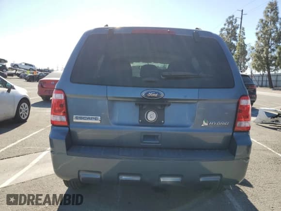 ✅ 2011 Ford Escape Hybrid • VIN: 1FMCU4K37BKC54579 • Lot: 88968195. Listed on Copart with 103,360 mi. Free auction sales archive from the USA and detailed vehicle history report at DreamBid. Image 6.