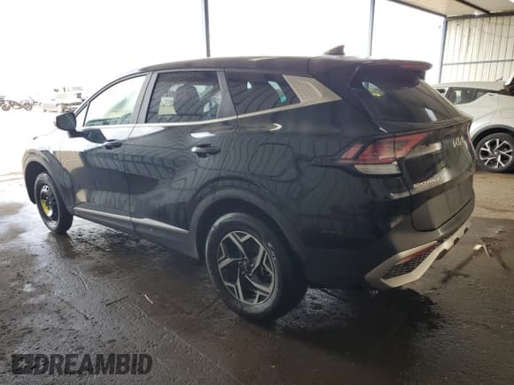 ✅ 2024 Kia Sportage LX • VIN: KNDPUCDF9R7290021 • Lot: 89918125. Listed on Copart with 50,574 mi. Free auction sales archive from the USA and detailed vehicle history report at DreamBid. Image 2.