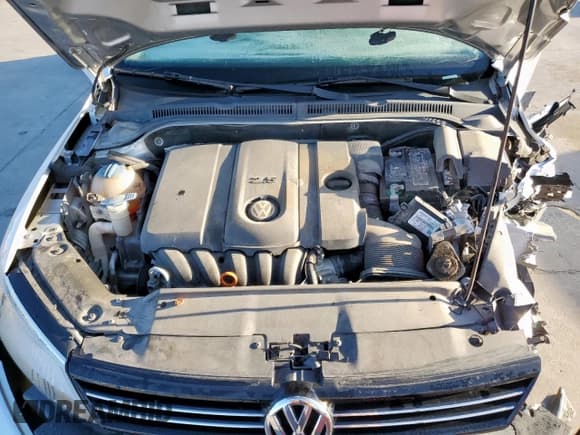 ✅ 2011 Volkswagen Jetta SEL • VIN: 3VWLX7AJ4BM368686 • Lot: 53942575. Listed on Copart with 152,581 mi. Free auction sales archive from the USA and detailed vehicle history report at DreamBid. Image 11.