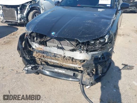 ✅ 2025 BMW 5 Series 530i • VIN: WBA43FJ01SCU16163 • Lot: 43153517. Wystawiony na IAAI z przebiegiem 11 809 mil. Bezpłatny archiwum sprzedaży aukcyjnych z USA i szczegółowy raport historii pojazdu na DreamBid. Zdjęcie 6.