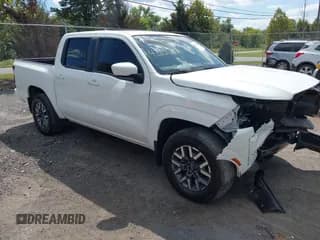 ✅ 2024 Nissan Frontier SV • VIN: 1N6ED1EK3RN634443 • Lot: 43102421. Listed on IAAI with 16,339 mi. Free auction sales archive from the USA and detailed vehicle history report at DreamBid. Image 1.