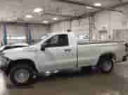 2020 Chevrolet Silverado 1500 Work Truck с VIN 3GCNYAEF4LG234904, выставлен на аукционе IAAI как лот 42827436 с пробегом 83 225 миль миль и . История ставок и продаж доступна на DreamBid. Изображение 15.