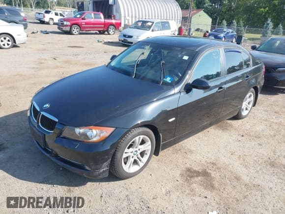 ✅ 2008 BMW 3 Series 328xi • VIN: WBAVC73558KP39052 • Lot: 42936934. Listed on IAAI with Not provided. Free auction sales archive from the USA and detailed vehicle history report at DreamBid. Image 2.