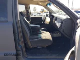 ✅ 2004 Dodge Dakota Sport • VIN: 1D7HG38K84S608161 • Lot: 41863394. Wystawiony na IAAI z przebiegiem 145 288 mil. Bezpłatny archiwum sprzedaży aukcyjnych z USA i szczegółowy raport historii pojazdu na DreamBid. Zdjęcie 5.