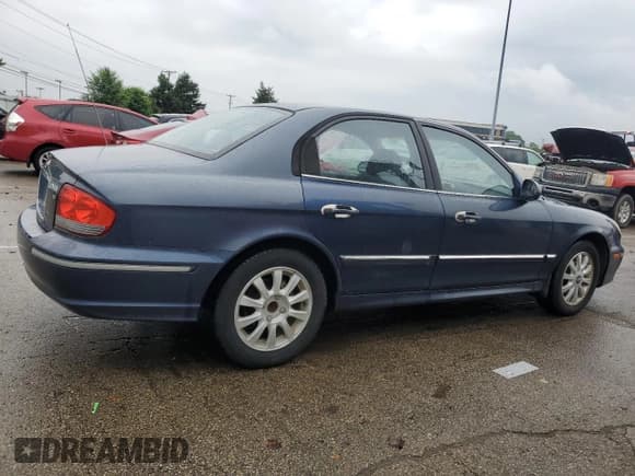 ✅ 2004 Hyundai Sonata GLS • VIN: KMHWF35H54A045102 • Lot: 59213235. Listed on Copart with 33,459 mi. Free auction sales archive from the USA and detailed vehicle history report at DreamBid. Image 3.