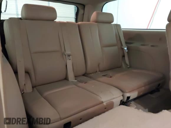 ✅ 2012 GMC Yukon XL Denali • VIN: 1GKS2MEF8CR162910 • Lot: 42617767. Listed on IAAI with 205,838 mi. Free auction sales archive from the USA and detailed vehicle history report at DreamBid. Image 17.