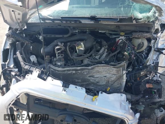 ✅ 2020 Ford Transit Passenger XL • VIN: 1FDAX2C81LKB07592 • Lot: 42937210. Wystawiony na IAAI z przebiegiem 177 563 mil. Bezpłatny archiwum sprzedaży aukcyjnych z USA i szczegółowy raport historii pojazdu na DreamBid. Zdjęcie 10.