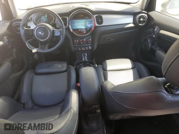 ✅ 2022 MINI Hardtop 4 Door Cooper S • VIN: WMW53DK04N2R85395 • Lot: 70874805. Wystawiony na Copart z przebiegiem 40 107 mil. Bezpłatny archiwum sprzedaży aukcyjnych z USA i szczegółowy raport historii pojazdu na DreamBid. Zdjęcie 8.