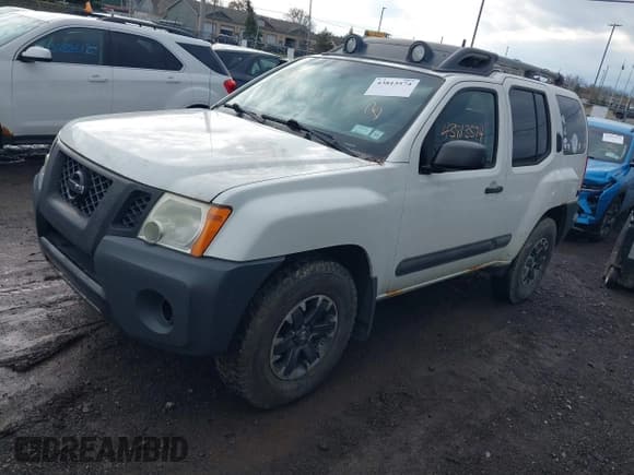 ✅ 2015 Nissan Xterra Pro-4X • VIN: 5N1AN0NW2FN652435 • Lot: 43813574. Wystawiony na IAAI z przebiegiem 223 255 mil. Bezpłatny archiwum sprzedaży aukcyjnych z USA i szczegółowy raport historii pojazdu na DreamBid. Zdjęcie 2.