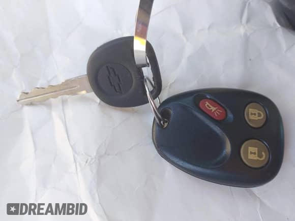 ✅ 2005 Chevrolet Suburban LT • VIN: 3GNGC26G85G249890 • Лот: 42348239. Опубликован ранее на IAAI с пробегом 185 416 миль. Бесплатный доступ к архиву аукционных продаж из США и подробный отчёт об истории автомобиля на DreamBid. Изображение 11.