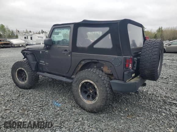 ✅ 2017 Jeep Wrangler Sport • VIN: 1C4AJWAG4HL650105 • Lot: 57465425. Listed on Copart with 85,821 mi. Free auction sales archive from the USA and detailed vehicle history report at DreamBid. Image 2.
