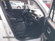 ✅ 2017 Jeep Renegade Latitude • VIN: ZACCJABB6HPE80971 • Лот: 43391377. Опубликован ранее на IAAI с пробегом 140 903 миль. Бесплатный доступ к архиву аукционных продаж из США и подробный отчёт об истории автомобиля на DreamBid. Изображение 5.