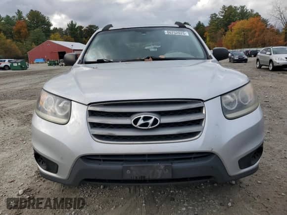 2012 Hyundai Santa Fe GLS with VIN 5XYZG3ABXCG095380, listed as a Copart auction lot 86252025 with 248,799 mi miles and Clean title. Bid and sale history available at DreamBid. Image 5.