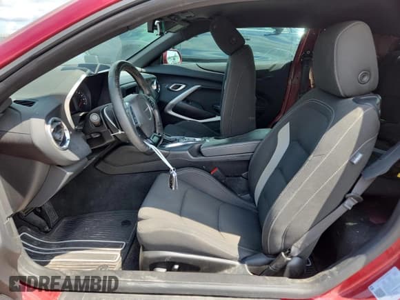 ✅ 2021 Chevrolet Camaro 1LT • VIN: 1G1FB1RS6M0137523 • Лот: 69598055. Опубликован ранее на Copart с пробегом 81 263 миль. Бесплатный доступ к архиву аукционных продаж из США и подробный отчёт об истории автомобиля на DreamBid. Изображение 7.