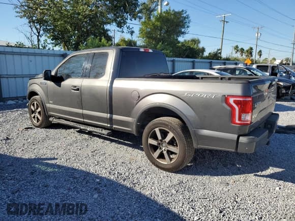✅ 2015 Ford F-150 XLT • VIN: 1FTEX1CP1FFB57168 • Lot: 91054215. Listed on Copart with 110,835 mi. Free auction sales archive from the USA and detailed vehicle history report at DreamBid. Image 2.
