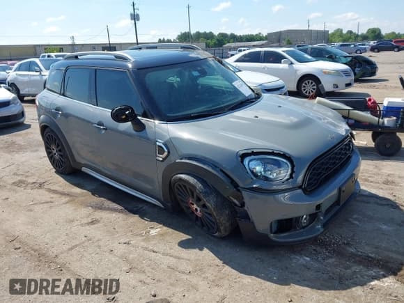 ✅ 2020 MINI Countryman Cooper S • VIN: WMZYW7C05L3M07661 • Lot: 42242689. Wystawiony na IAAI z przebiegiem 45 602 mil. Bezpłatny archiwum sprzedaży aukcyjnych z USA i szczegółowy raport historii pojazdu na DreamBid. Zdjęcie 1.