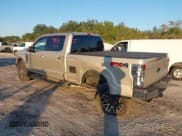 ✅ 2017 Ford F-250 Lariat • VIN: 1FT7W2BT6HEB88523 • Lot: 43711047. Wystawiony na IAAI z przebiegiem 126 918 mil. Bezpłatny archiwum sprzedaży aukcyjnych z USA i szczegółowy raport historii pojazdu na DreamBid. Zdjęcie 3.