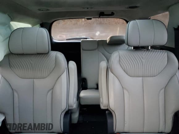 ✅ 2023 Hyundai Palisade Calligraphy • VIN: KM8R7DGEXPU507482 • Лот: 81332194. Опубликован ранее на Copart с пробегом 27 010 миль. Бесплатный доступ к архиву аукционных продаж из США и подробный отчёт об истории автомобиля на DreamBid. Изображение 10.