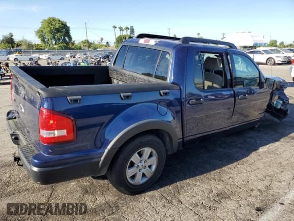 ✅ 2008 Ford Explorer Sport Trac XLT • VIN: 1FMEU31E58UB26215 • Лот: 69829085. Опубликован ранее на Copart с пробегом 20 194 миль. Бесплатный доступ к архиву аукционных продаж из США и подробный отчёт об истории автомобиля на DreamBid. Изображение 3.