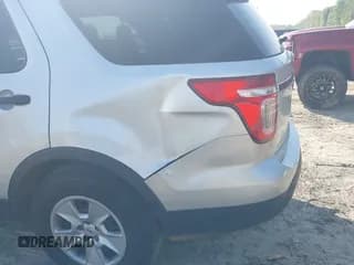 ✅ 2014 Ford Explorer • VIN: 1FM5K7B80EGB57095 • Lot: 42138298. Wystawiony na IAAI z przebiegiem 180 557 mil. Bezpłatny archiwum sprzedaży aukcyjnych z USA i szczegółowy raport historii pojazdu na DreamBid. Zdjęcie 6.