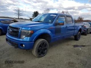 ✅ 2013 Ford F-150 XL • VIN: 1FTFW1ET5DFC29343 • Lot: 92638845. Wystawiony na Copart z przebiegiem 186 945 mil. Bezpłatny archiwum sprzedaży aukcyjnych z USA i szczegółowy raport historii pojazdu na DreamBid. Zdjęcie 1.