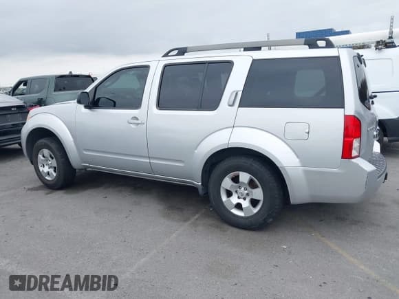 ✅ 2010 Nissan Pathfinder SE • VIN: 5N1AR1NN7AC626841 • Лот: 42107798. Опубликован ранее на IAAI с пробегом 175 784 миль. Бесплатный доступ к архиву аукционных продаж из США и подробный отчёт об истории автомобиля на DreamBid. Изображение 14.