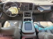 ✅ 2003 Chevrolet Tahoe LT • VIN: 1GNEK13Z53J231918 • Lot: 84242305. Listed on Copart with 327,409 mi. Free auction sales archive from the USA and detailed vehicle history report at DreamBid. Image 8.