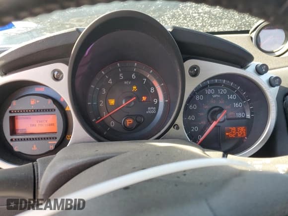 ✅ 2013 Nissan 370Z • VIN: JN1AZ4EH2DM880023 • Лот: 49601885. Опубликован ранее на Copart с пробегом 79 196 миль. Бесплатный доступ к архиву аукционных продаж из США и подробный отчёт об истории автомобиля на DreamBid. Изображение 9.