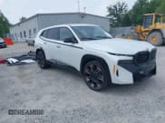 ✅ 2024 BMW XM • VIN: 5YM23CS0XR9U57042 • Lot: 42438088. Wystawiony na IAAI z przebiegiem 2 888 mil. Bezpłatny archiwum sprzedaży aukcyjnych z USA i szczegółowy raport historii pojazdu na DreamBid. Zdjęcie 1.
