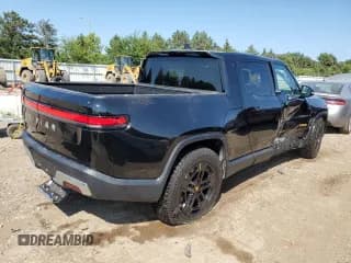 ✅ 2024 Rivian R1T Adventure • VIN: 7FCTGAAA3RN033543 • Lot: 65133364. Wystawiony na Copart z przebiegiem Nie podano. Bezpłatny archiwum sprzedaży aukcyjnych z USA i szczegółowy raport historii pojazdu na DreamBid. Zdjęcie 3.