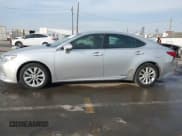 ✅ 2013 Lexus ES 300h • VIN: JTHBW1GG6D2009133 • Lot: 43687364. Wystawiony na IAAI z przebiegiem 145 085 mil. Bezpłatny archiwum sprzedaży aukcyjnych z USA i szczegółowy raport historii pojazdu na DreamBid. Zdjęcie 14.